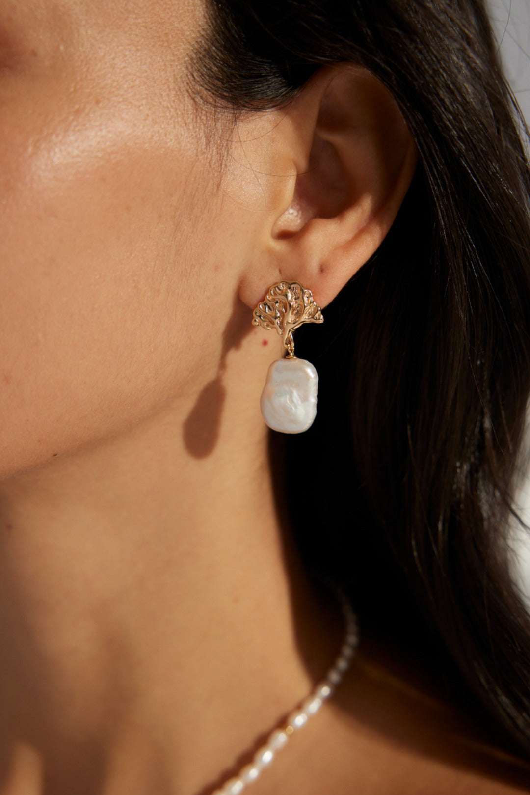 Ginkgo Pearl Drop Earrings – 925 Sterling Silver, 18K Retro Gold - TAMO Jewellery