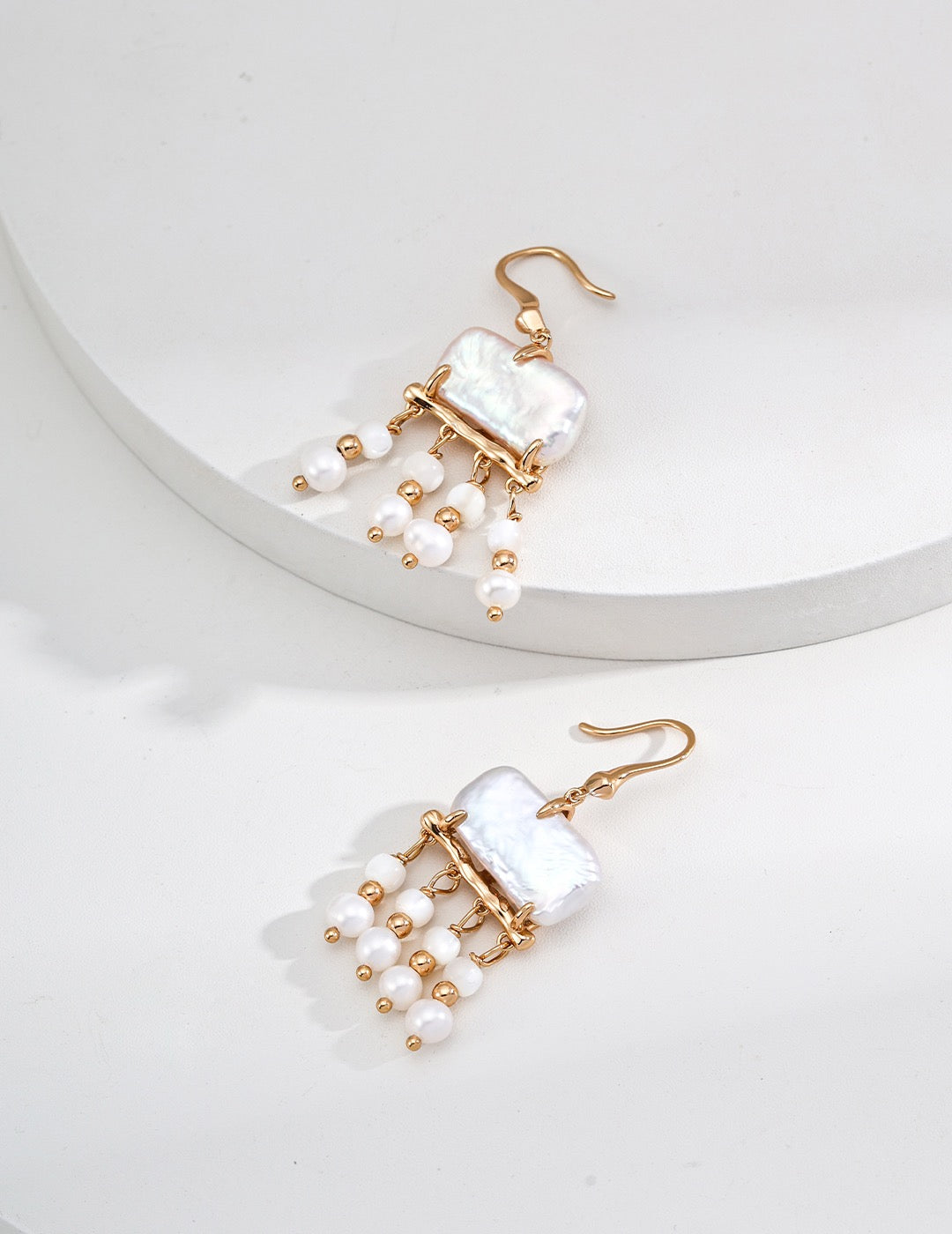 S925 Silver Geometric Pearl & Mother-of-Pearl Earrings - TAMO Jewellery