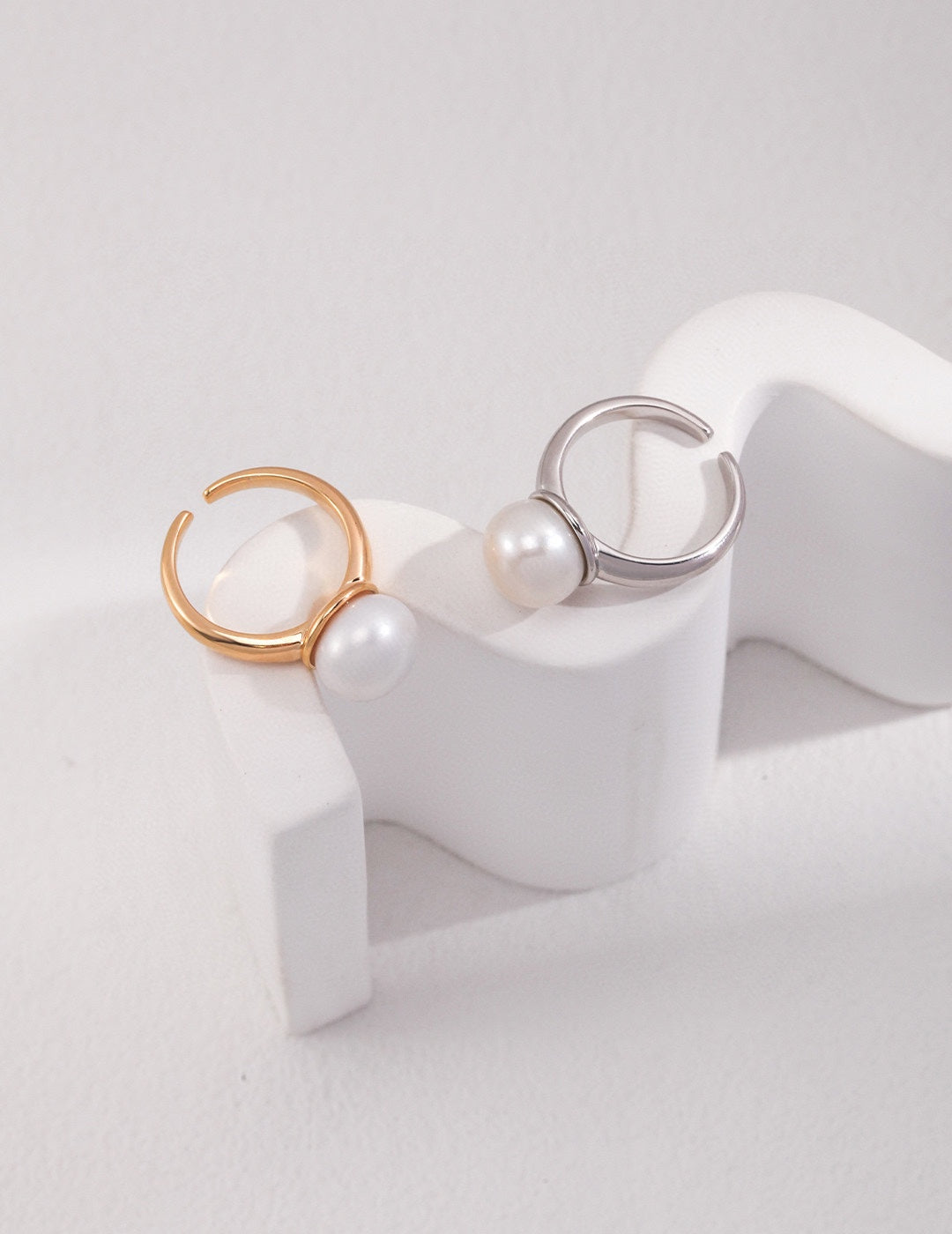 S925 Silver Adjustable Pearl Ring – Minimalist Elegant Design