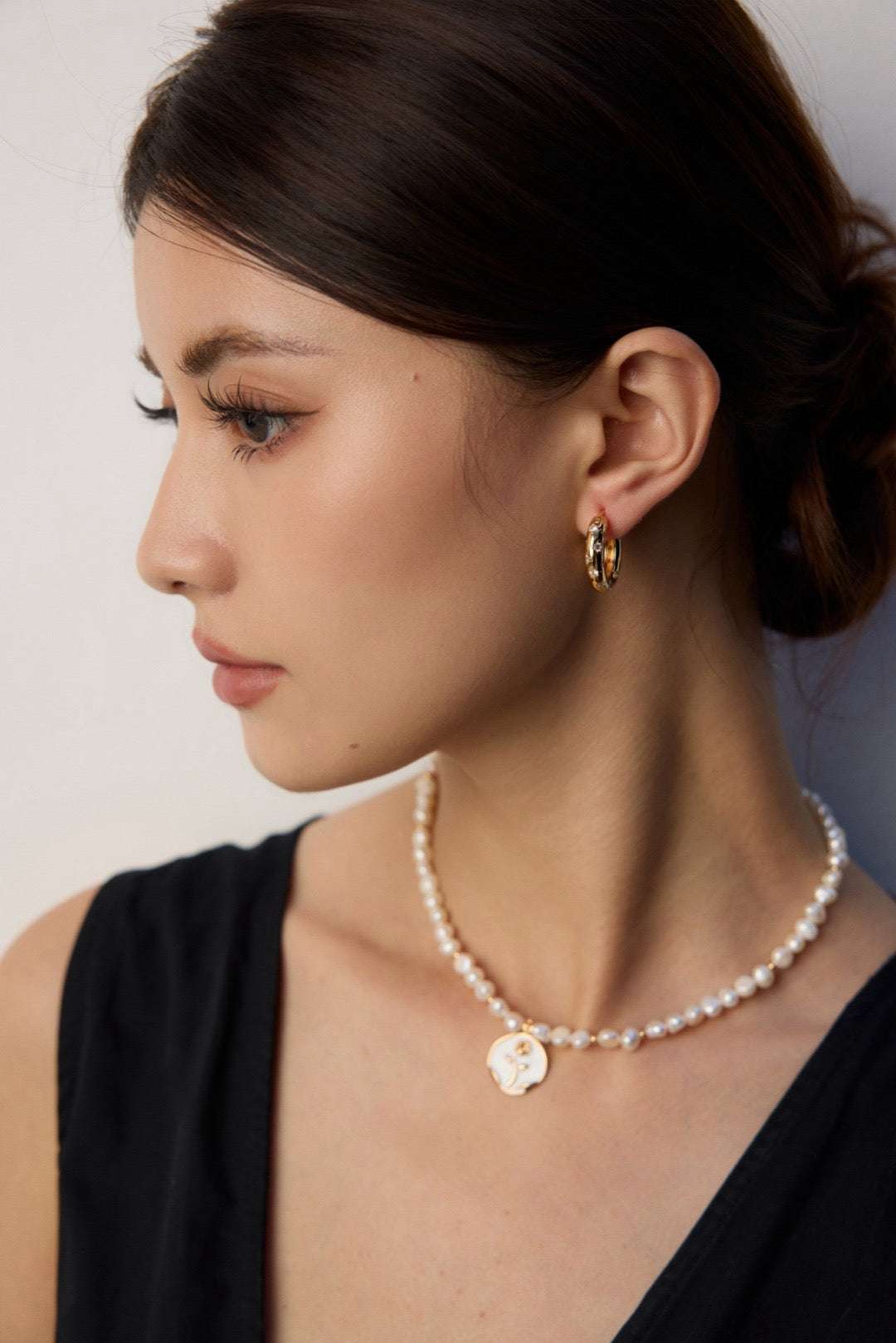 Rose Reverie Collection|S925 Silver Rose Enamel Pendant Necklace with Natural Pearl - TAMO Jewellery