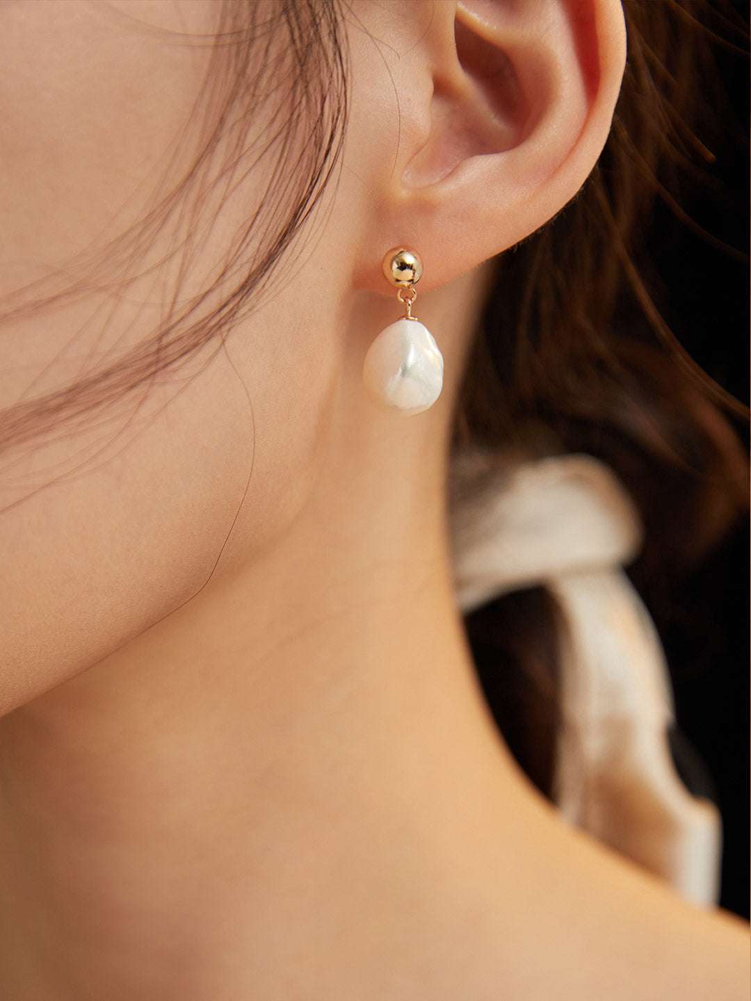 Baroque Pearl Drop Earrings – 925 Sterling Silver, 18K Retro Gold / 18K White Gold - TAMO Jewellery