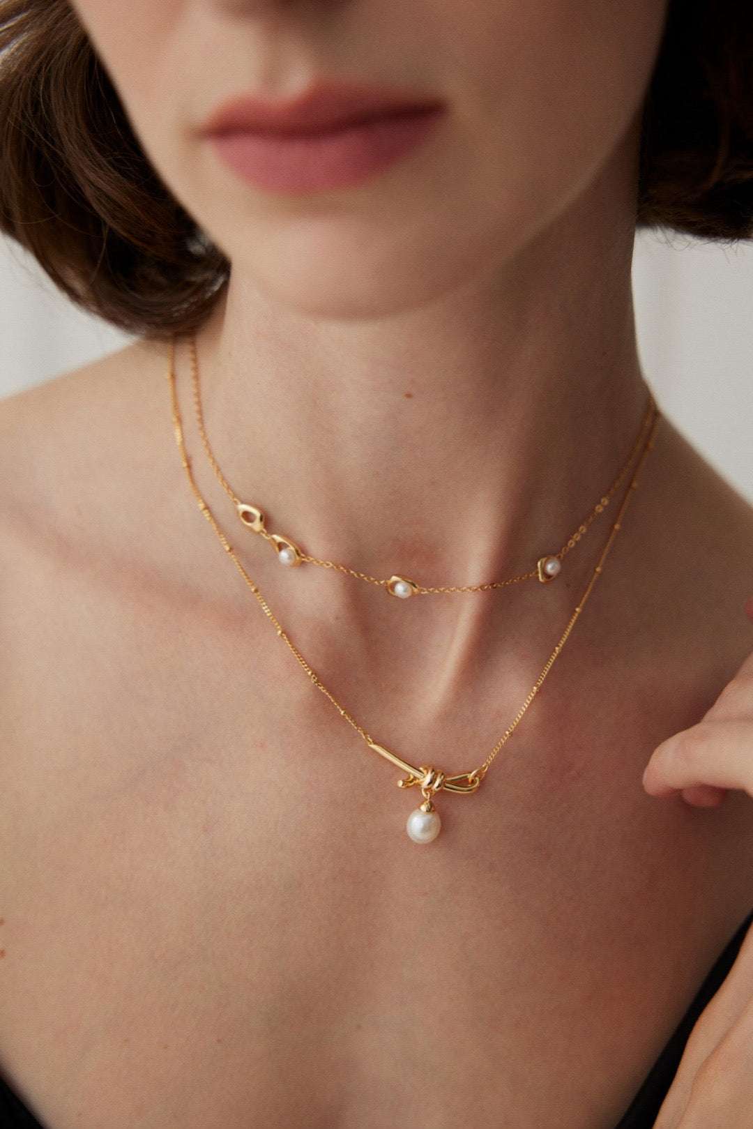 Knot Pearl Pendant Necklace – 925 Sterling Silver, 18K Retro Gold - TAMO Jewellery