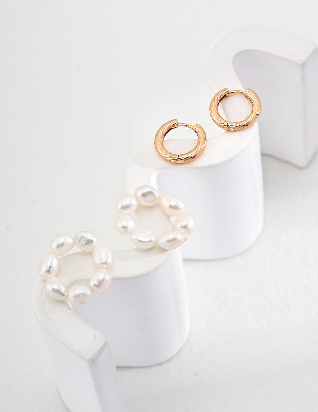 Circle Pearl Hoop Earrings – 925 Sterling Silver, 18K Retro Gold - TAMO Jewellery