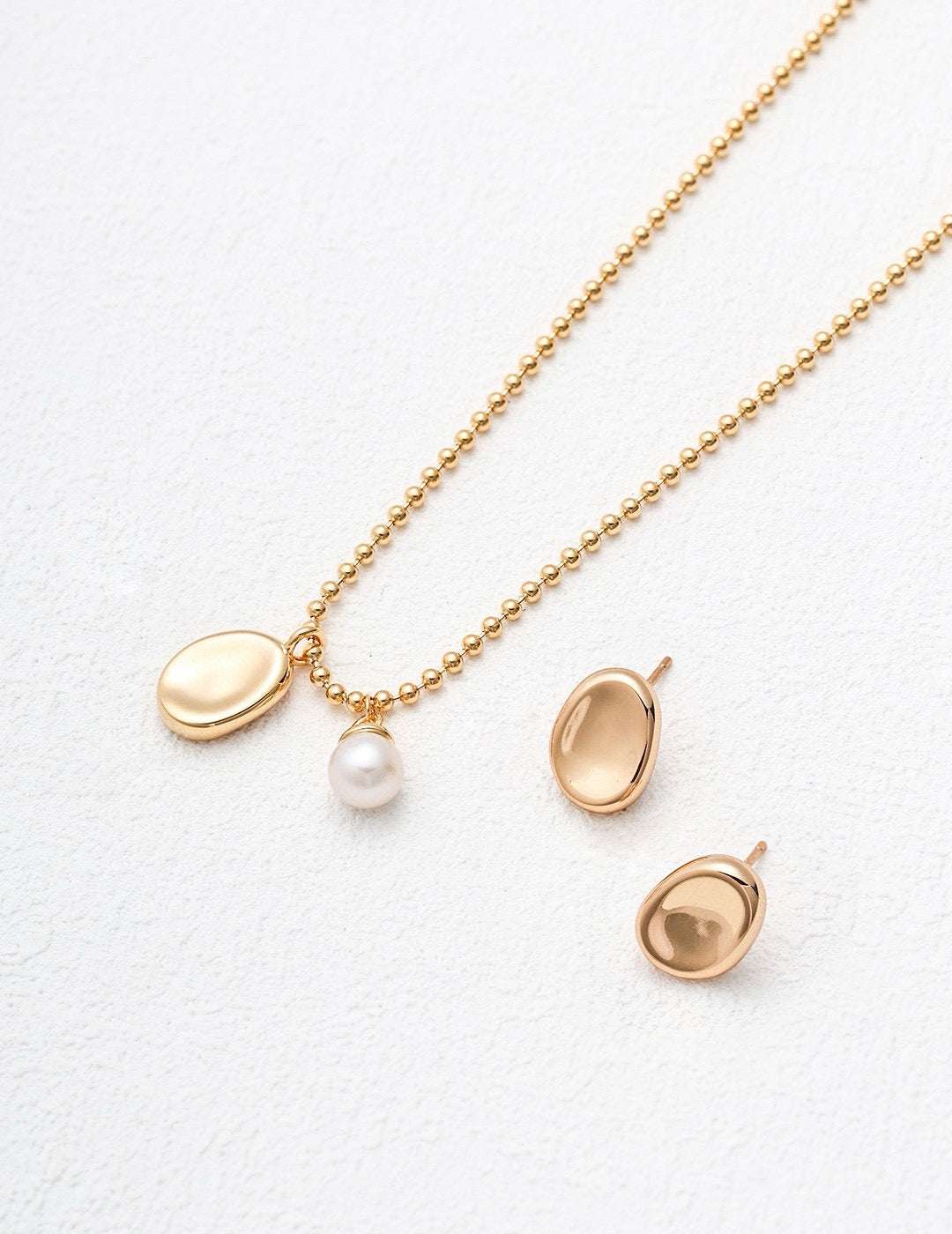 Adjustable Pearl Pendant Necklace – 925 Sterling Silver, 18K Retro Gold / 18K White Gold - TAMO Jewellery