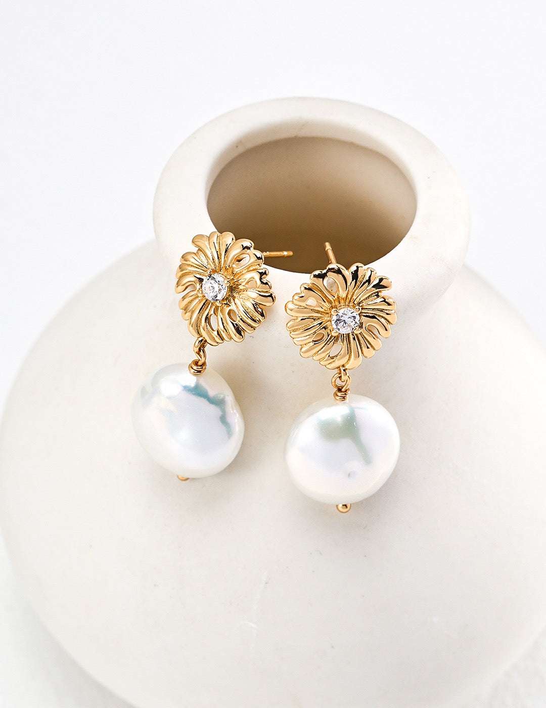 Classic Collection|S925 Silver Pearl & Zircon Earrings - TAMO Jewellery