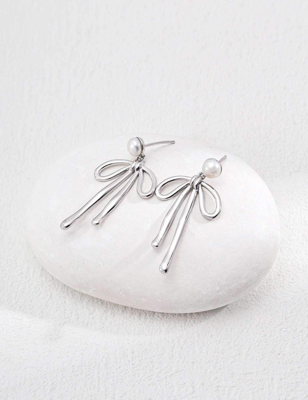Vintage Romance|S925 Silver Bow Pearl Earrings - TAMO Jewellery