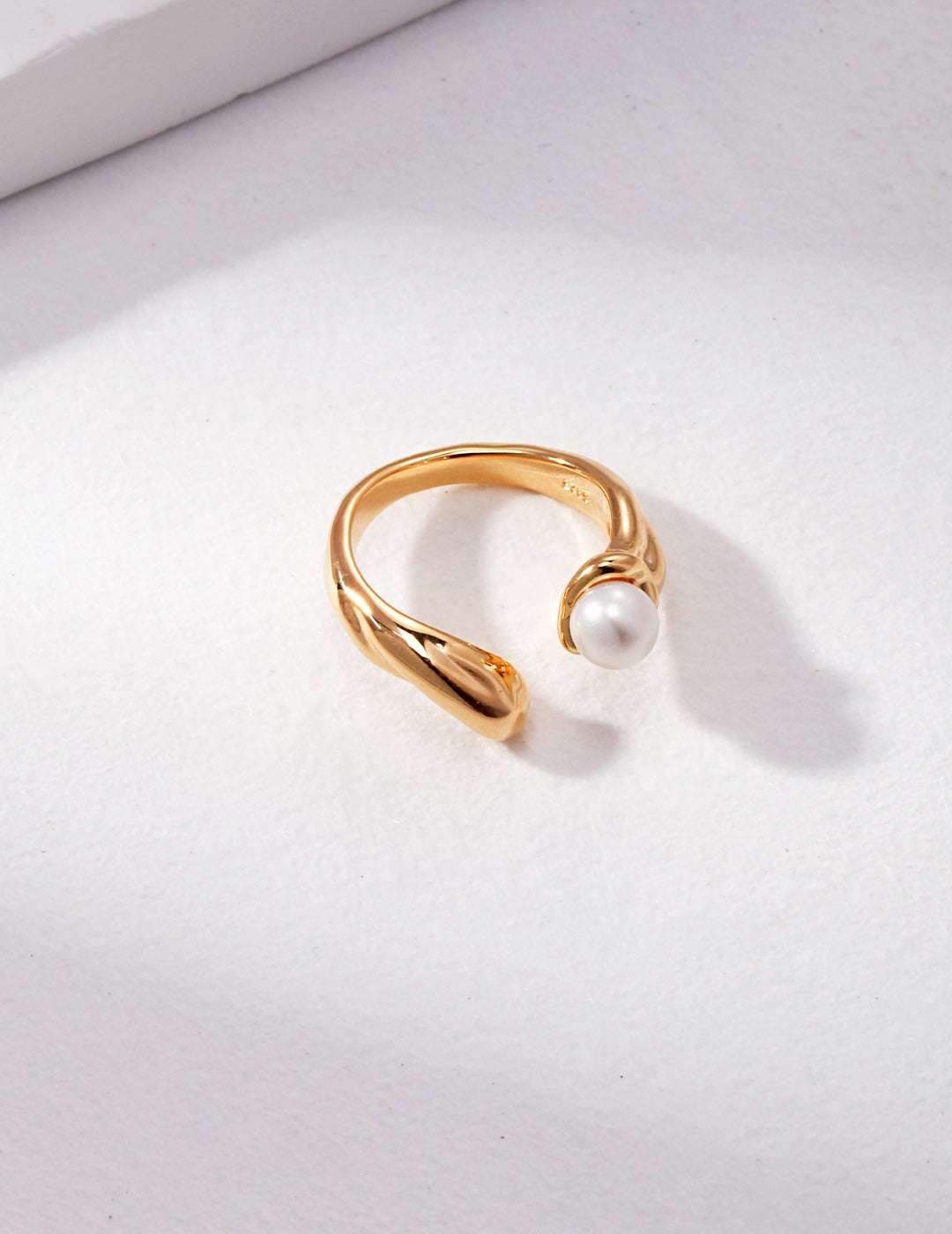 Liquid Silver Pearl Ring – 925 Sterling Silver, 18K White Gold / 18K Retro Gold