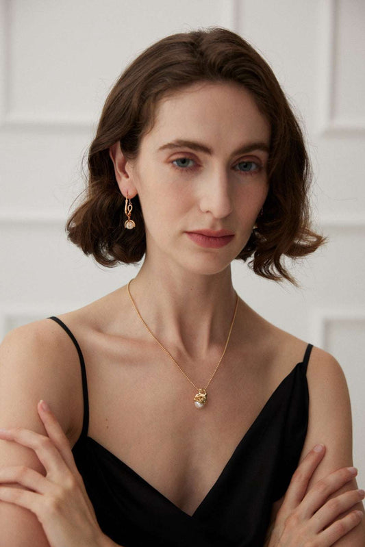 Elegant Pearl Pendant Necklace – 925 Sterling Silver, Retro Gold - TAMO Jewellery