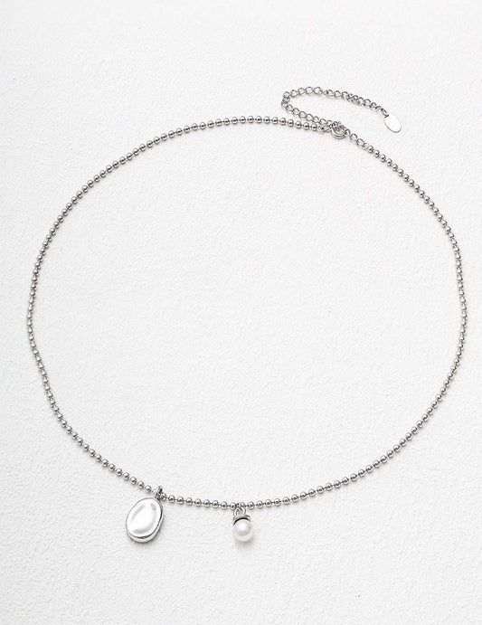 Adjustable Pearl Pendant Necklace – 925 Sterling Silver, 18K Retro Gold / 18K White Gold - TAMO Jewellery